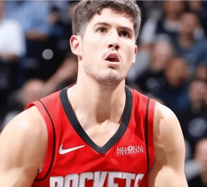 半岛体育app下载-谢泼德真打出来了！防守蜕变能串联全队，还能进关键三分！|火箭|休斯敦火箭队|NBA常规赛|华盛顿奇才队|nba_新浪体育_新浪新闻